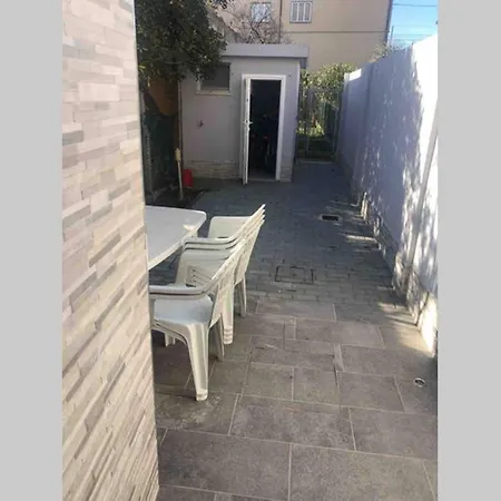 펜션 Maison Pied A La Mer - Casa 6 Posti Lido Di *
